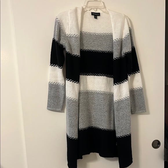 Fortune + Ivy Sweaters - Stitch fix Fortune + Ivy Striped Cardigan in Black, Gray, and White